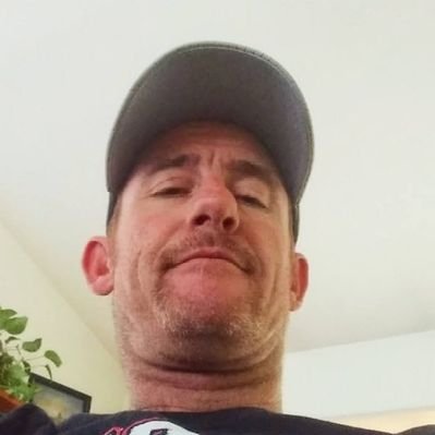 Profile Picture of Pete Kakunes (@KakunesPete) on Twitter