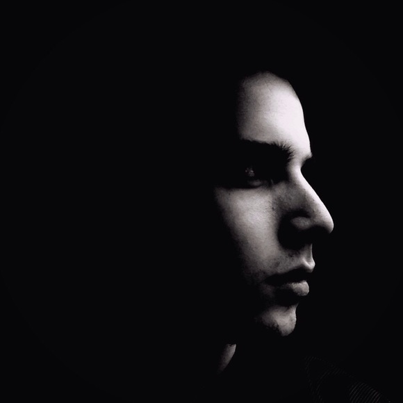 Profile Picture of Daniel Palencia (@danny_palencia) on Poshmark