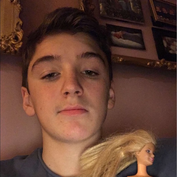 Profile Picture of Trace Walters (@tracewalters20) on Poshmark