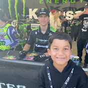 Profile Picture of Michael Cassar (@MadMikeMoto) on Youtube