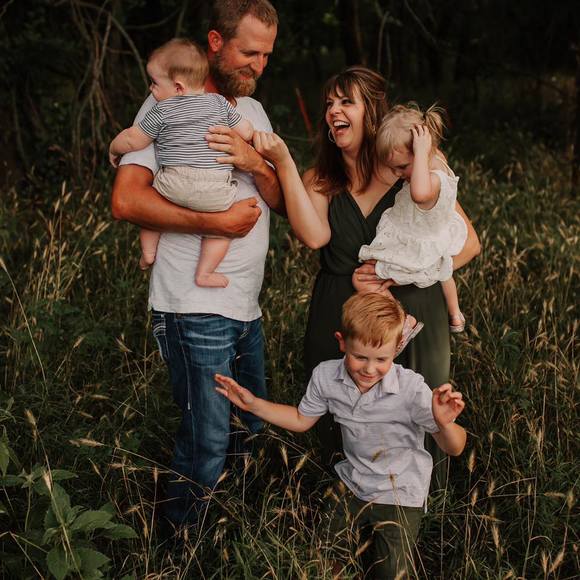 Profile Picture of Stephanie Longbine (@slongbine) on Poshmark