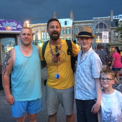 Profile Picture of Lee Spence (@Powerlee1) on Twitter