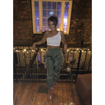 Profile Picture of Angharad Davies (@Hazardbaby95) on Twitter