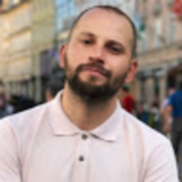 Profile Picture of Petar Živković (@petaronline) on Poshmark