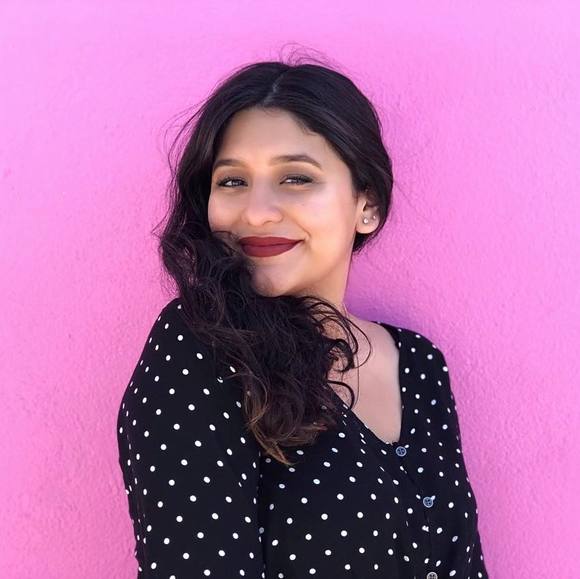 Joanna Portillo - Poshmark Profile Picture of Joanna Portillo (@jnportillo) on Poshmark