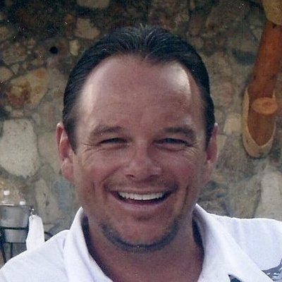 Profile Picture of Dan Searle (@whootoul) on Twitter