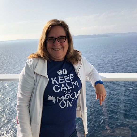 Profile Picture of Nancy Ehret (@nancyehret) on Poshmark