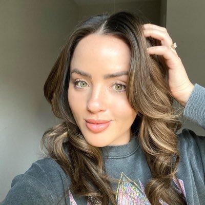 Profile Picture of Erika Sheffer (@@ErikaSheffer_) on Twitter