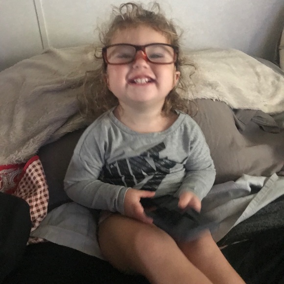 Profile Picture of Tara Vincent (@tara1983vincent) on Poshmark