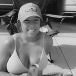 Profile Picture of Danielle Weaver (@danweavs) on Instagram