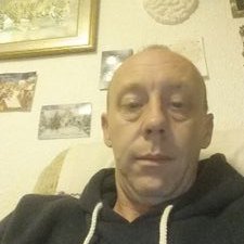 Profile Picture of Darran Phillips (@adsdads6) on Twitter