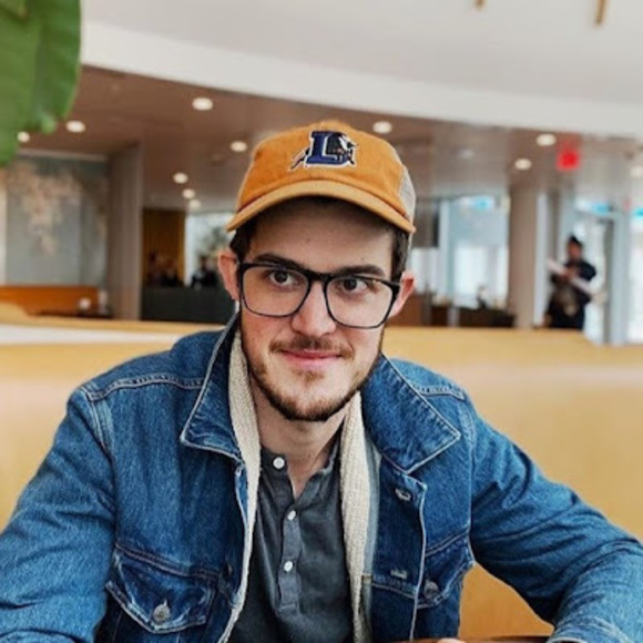 Profile Picture of Garrett Langebartels (@glangebartels) on Poshmark