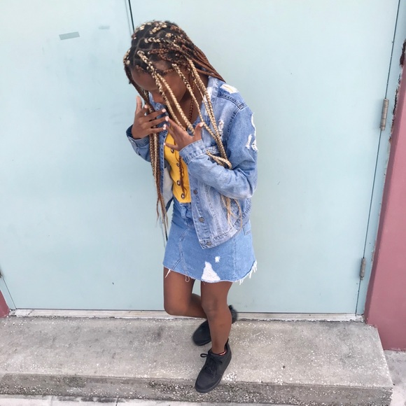 Profile Picture of Ismaelle Ovilmar (@izzycherie) on Poshmark