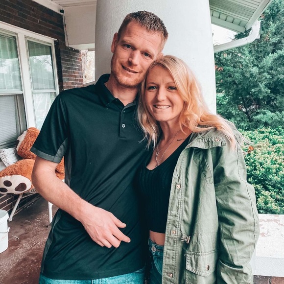 Profile Picture of Courtney Devall (@itiscourt88) on Poshmark