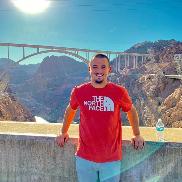 Dávid Oľšavský - Poshmark Profile Picture of Dávid Oľšavský (@torysan) on Poshmark