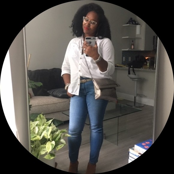 Tamika Sutton - Poshmark Profile Picture of Tamika Sutton (@tami_s08) on Poshmark