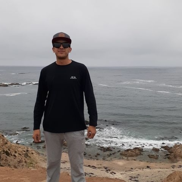 Profile Picture of Alex Mauricio (@mauricio_0905) on Poshmark