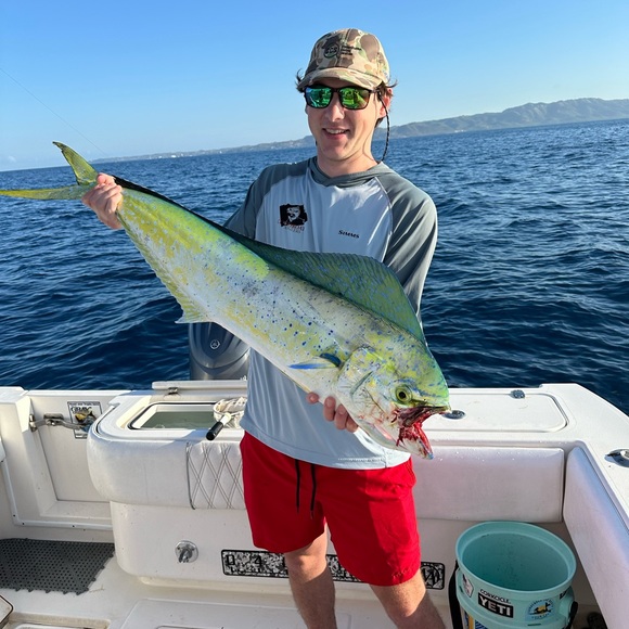 Profile Picture of Reese Brakefield (@reesebrakefield) on Poshmark