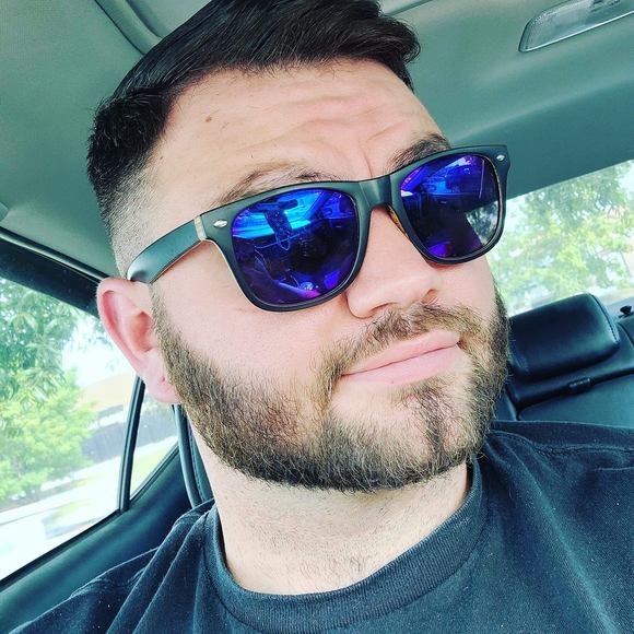Profile Picture of Josh Phillips (@phillipsjosh99) on Poshmark