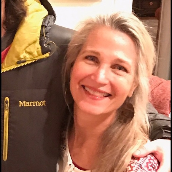 Profile Picture of Pattie Read (@pattieread) on Poshmark