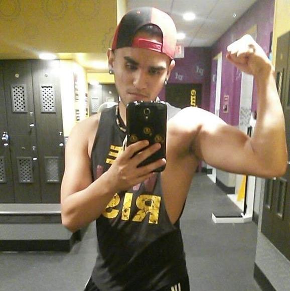 Profile Picture of Oswaldo Jimenez (@oswaldo_jimenez) on Poshmark