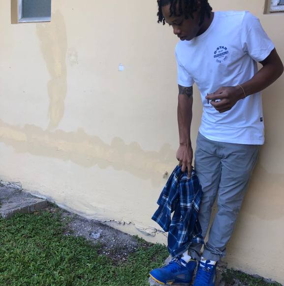 Profile Picture of Derrick Grant (@dgrant201) on Poshmark