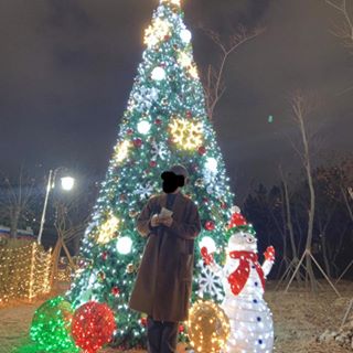 Profile Picture of 대서 (권율) (@&) on Facebook