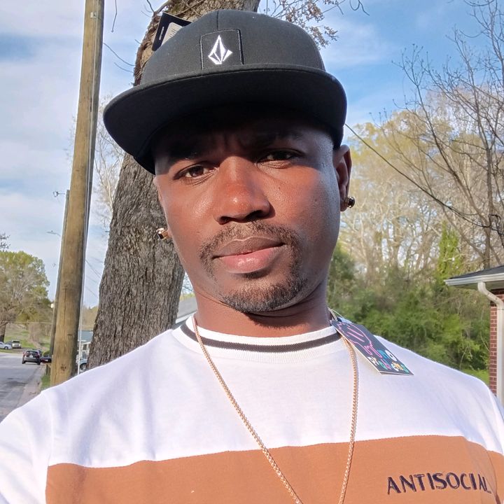 Profile Picture of Maxo Jean (@maxo.jean6) on Tiktok