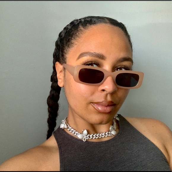 Profile Picture of Jasey Tragesser (@jasey_t) on Poshmark