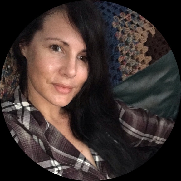 Profile Picture of Chanel Pearson (@chanelnwesley) on Poshmark