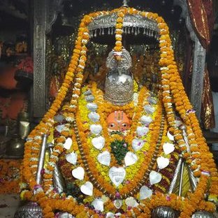 Profile Picture of Swami Arjun Giri (@SwamiArjungiri1) on Twitter