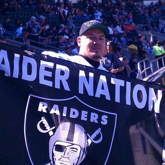 Profile Picture of Joe Ramirez (@ramirezjoe) on Poshmark