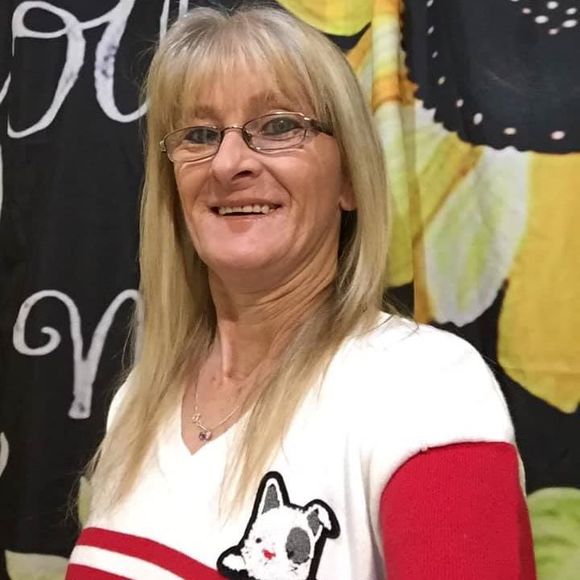 Profile Picture of Winnie Kearley (@winniekearley) on Poshmark
