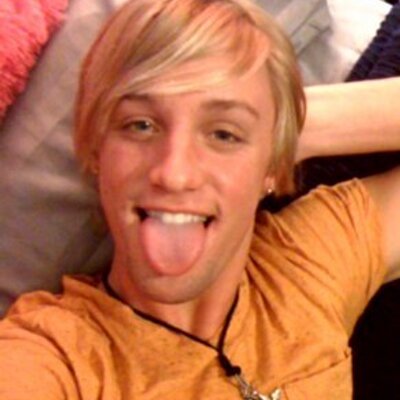 Profile Picture of Michael Ray Shaw (@hollister1991) on Twitter