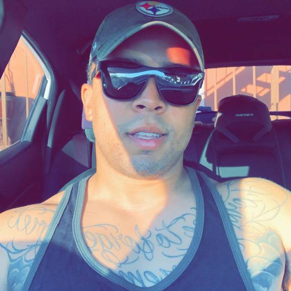 Profile Picture of Andre Backus (@andrebackus) on Poshmark