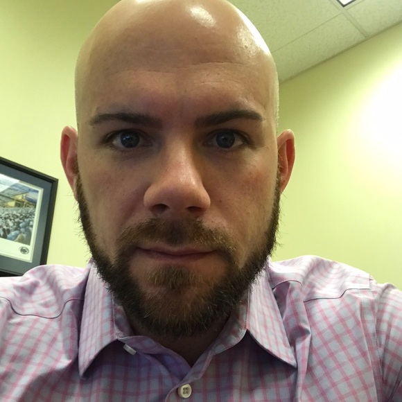 Pat Miles - Poshmark Profile Picture of Pat Miles (@pmiles022) on Poshmark