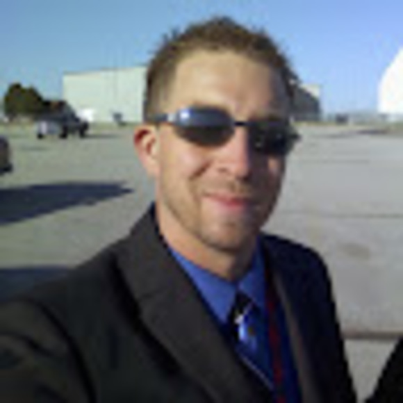 Profile Picture of Steve Day (@steveday329) on Poshmark