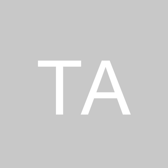 Profile Picture of Tony Angle (@tonyangle) on Poshmark