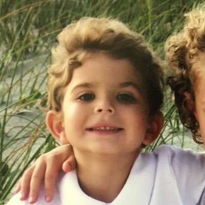 Profile Picture of Blake Ellis (@WB_Ellis) on Twitter