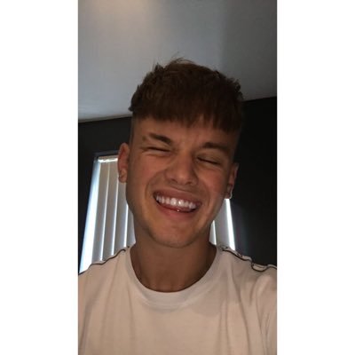 Profile Picture of Corey Knox (@Coreykn97060505) on Twitter