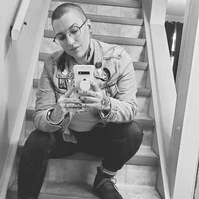 Profile Picture of Amber P'Rogg (@Amber_PRogg) on Twitter