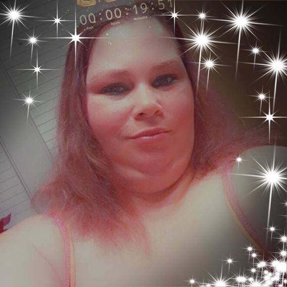 Profile Picture of Erica Hosier (@hosiererica2) on Poshmark