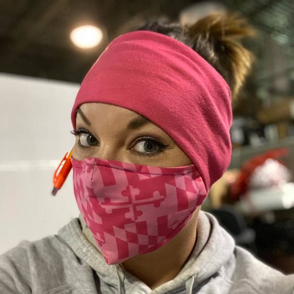 Profile Picture of Lauren Topper (@lauren_topper) on Poshmark