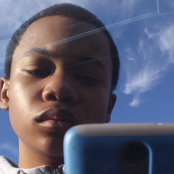 Profile Picture of Xavier Ross (@xaviersensei) on Poshmark