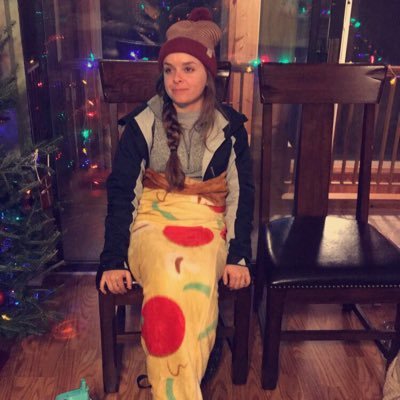 Profile Picture of Kayla  ☃️ (@myqueen_kayla) on Twitter