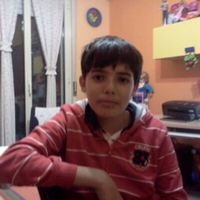 Profile Picture of Lorenzo Castro (@lorenzocastro21) on Twitter