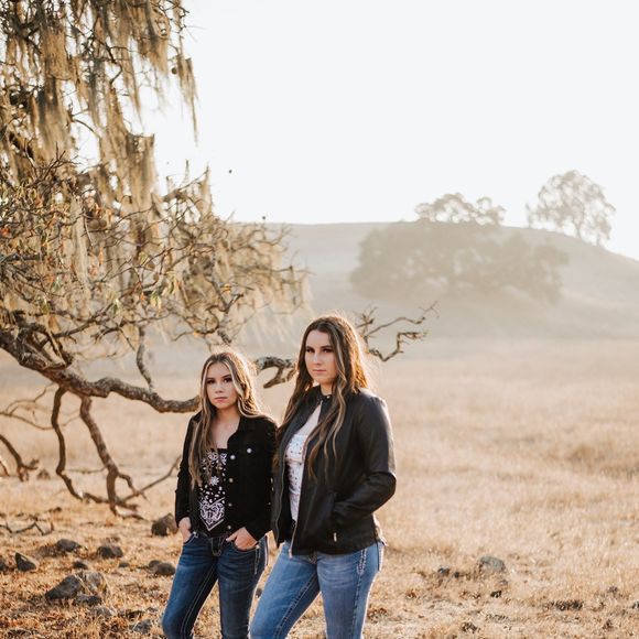 Profile Picture of Randee Wamboldt (@randeewamboldt) on Poshmark