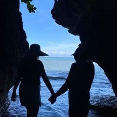 Profile Picture of Chor Madrigal (@chormadrigal) on Tiktok