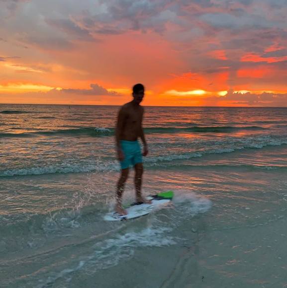 Profile Picture of Matthew Larussa (@matthewlarussa) on Poshmark