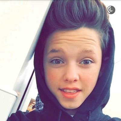 Profile Picture of Katie Dyke (@Katiemarie_8) on Twitter